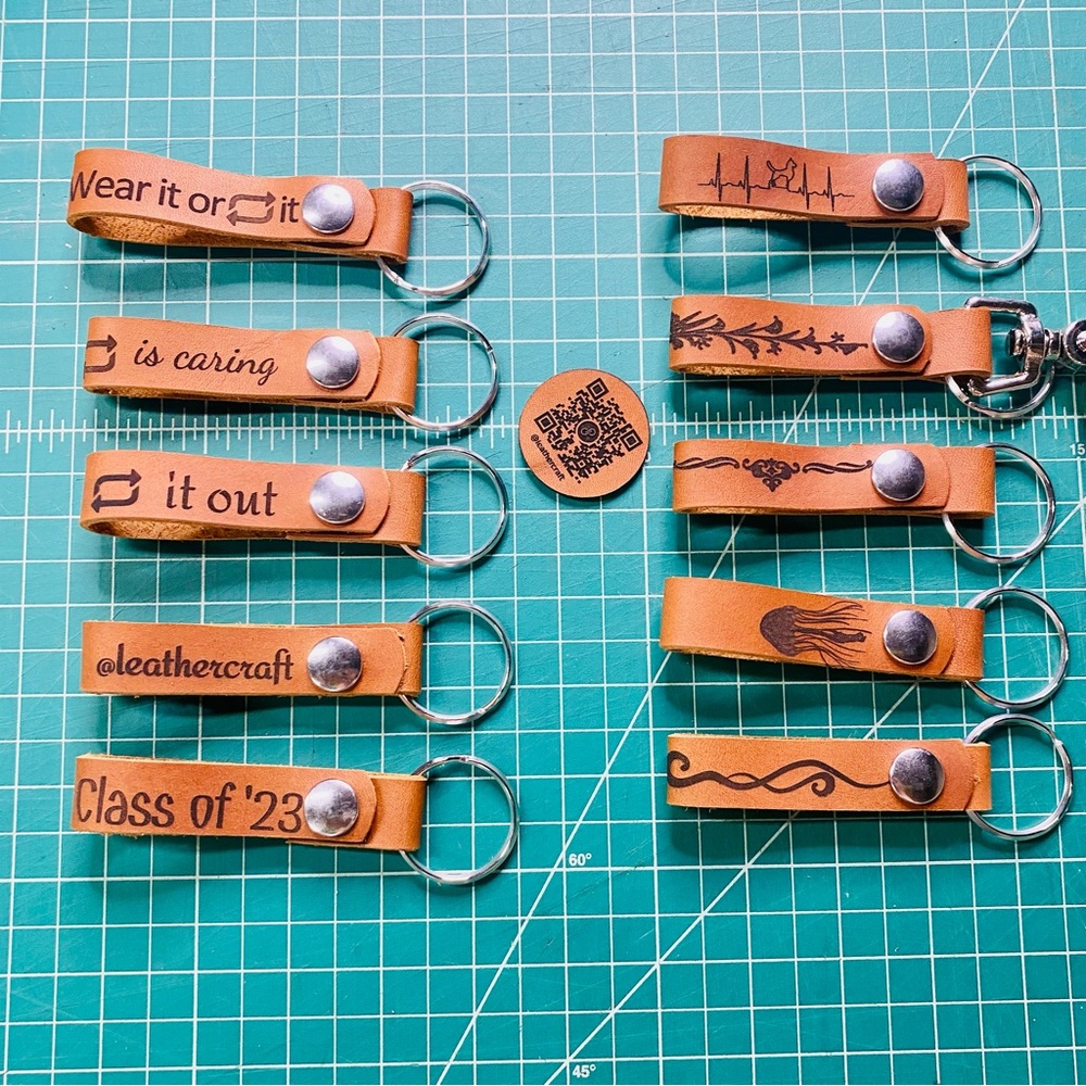 4.5” loop trigger snap leather keychain floral line customized - Picture 6 of 6